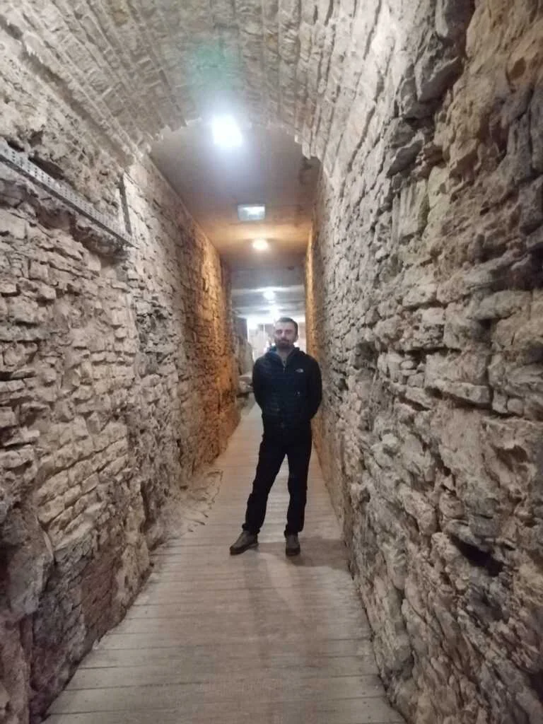W podziemiach Amfiteatru