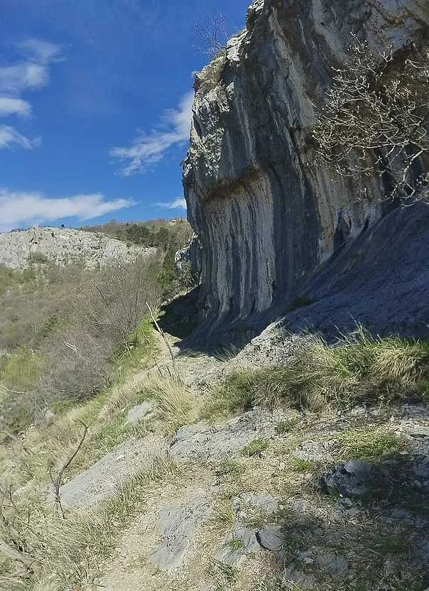 Ściany rejonu Piccola ferrovia